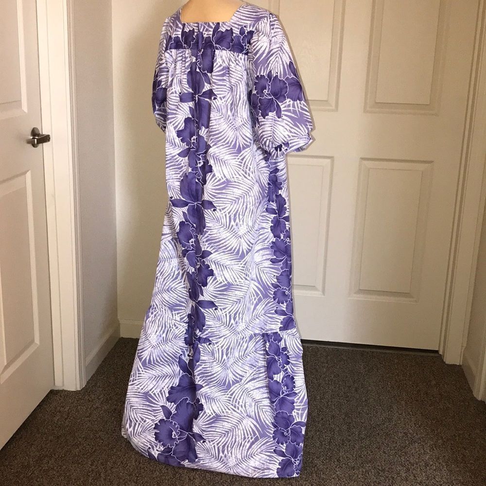 VTG ROYAL CREATION HAWAII FLORAL MUU MUU WOMAN DRESS SIZE XL BET NOT INCLUDED